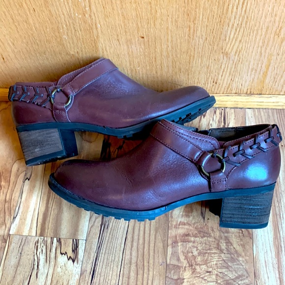 Tara M Ginnie brown leather 2” ankle booties boots size 8-1/2 Abeo insoles EUC - Picture 1 of 15